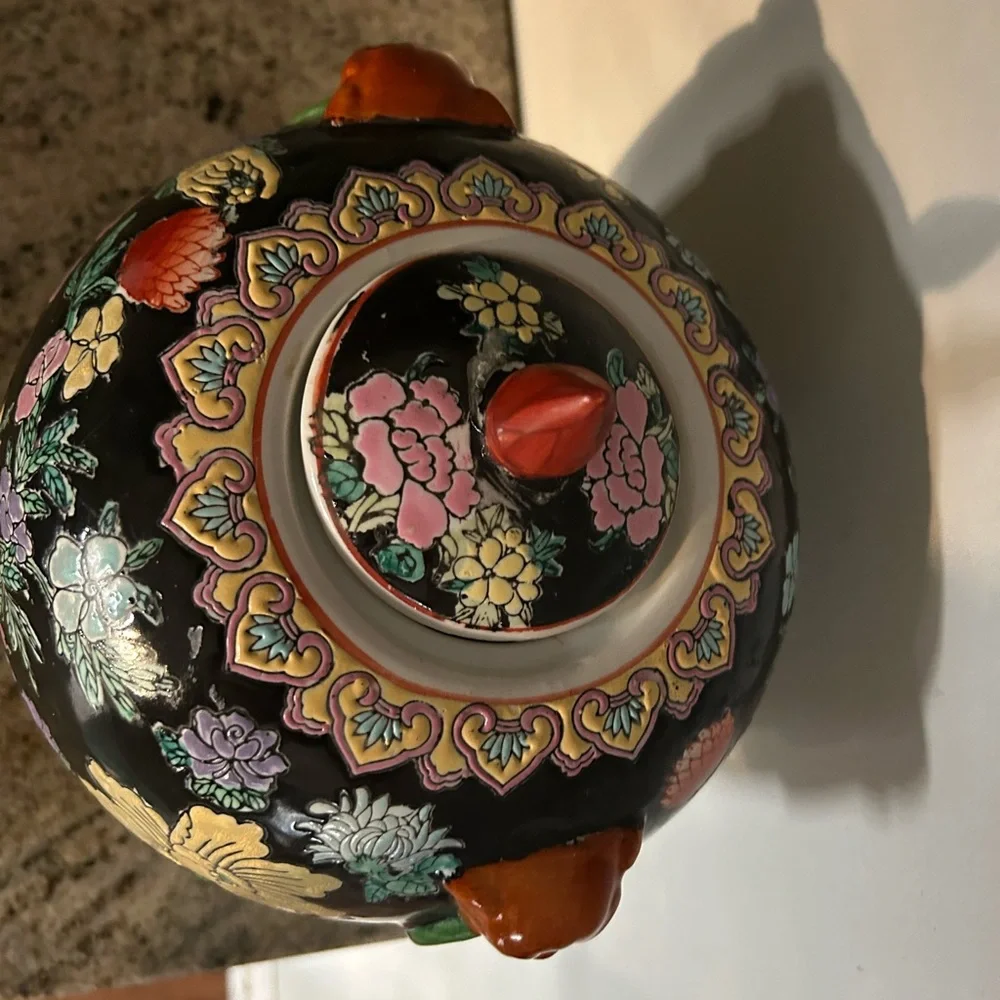 Chinese Famille Noir Foo Dog Ginger Jar with lid Vintage Chinoiserie decor MCM